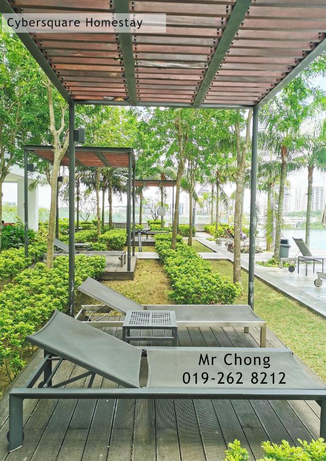 Cybersqaure Studio Suites With Netfilx @10 Min Walking Distance To Mcd Cyberjaya Luaran gambar